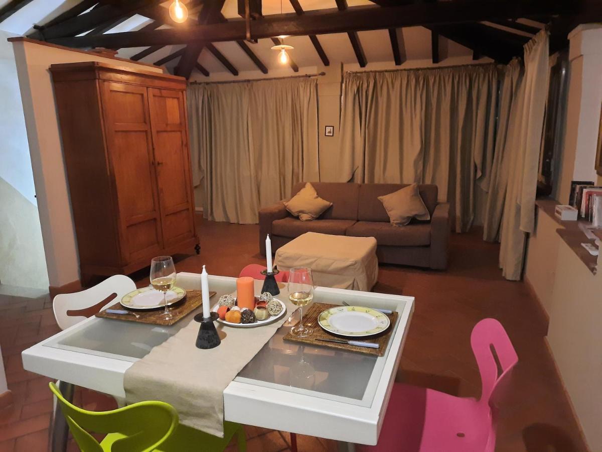La Terrazza Fra Le Torri Διαμέρισμα Λούκα Εξωτερικό φωτογραφία